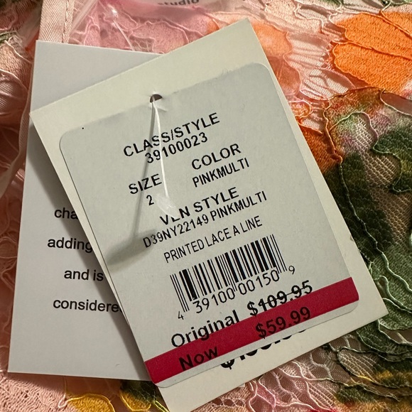 NWT David Bridal - Spring Floral Pattern A Line Lace Mini Dress Women Sz 2 - Picture 13 of 13